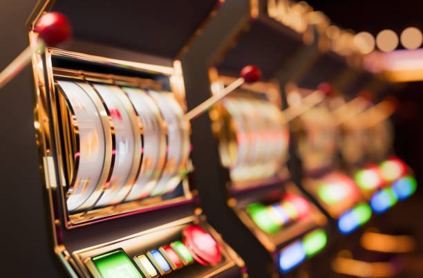 erek2 47 mobile app showing French Roulette betting interface and live dealer stream