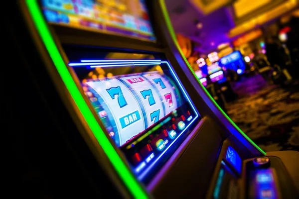 erek2 47 Sugar Rush mobile interface showing bet controls and payout table